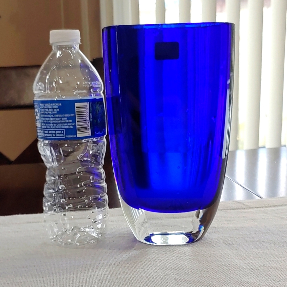 Block Vase - Picture 2 of 5